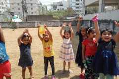 holi-12