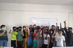 holi-17