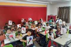 holi-3